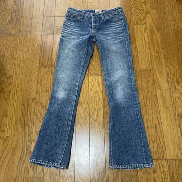 SWEET CAMEL 부츠 컷 데님 29인치