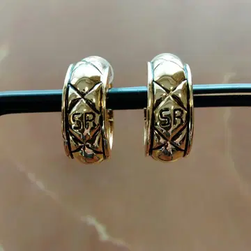 SONIA RYKIEL 소니아 리키엘 퀼팅 패턴 귀찌