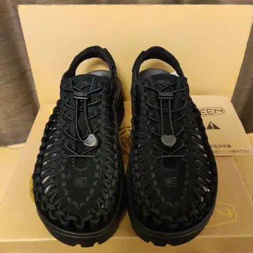 KEEN UNEEK PLT 샌들