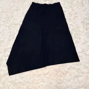 하이크 비대칭 스커트 변형 블랙