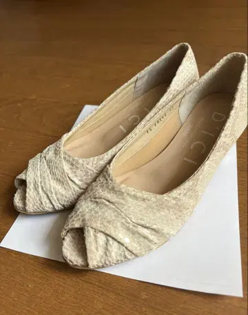 dici 베이지 오픈토 펌프스 23cm