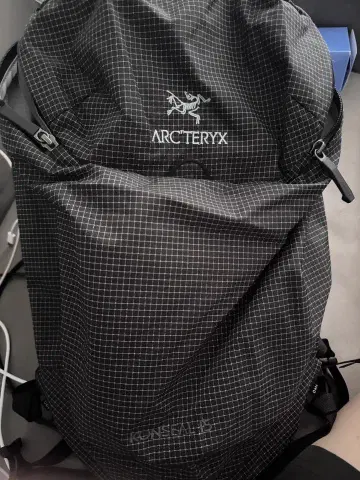 ARC'TERYX 15 백팩 블랙