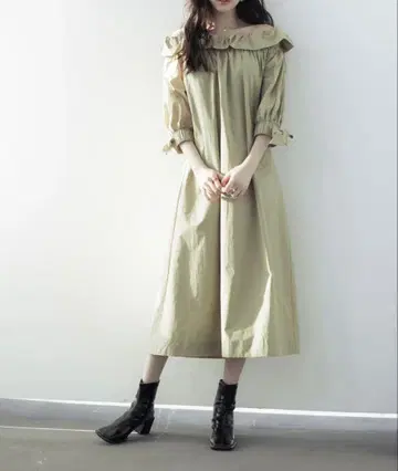 택 포함 새상품 SDP 프릴 칼라 종아리 기장 넉넉한 원피스 그린
