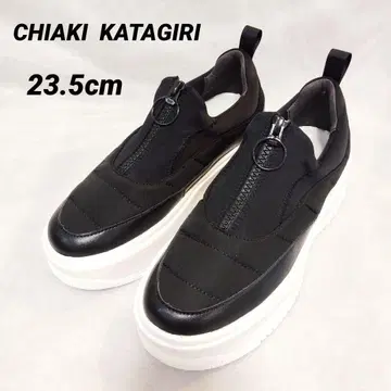 새상품 CHIAKI KATAGIRI 지퍼 통굽 블랙 스니커즈