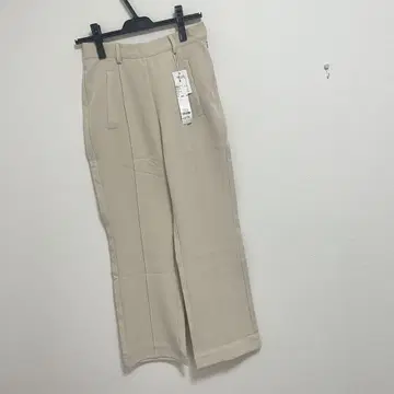 미스티우먼 핀턱 플레어 팬츠