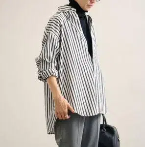 새상품급 프레임워크 코튼 스트라이프 레귤러 카라 셔츠 F