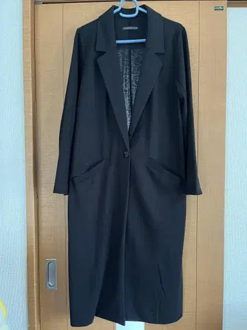 블랙 롱 체스터 코트