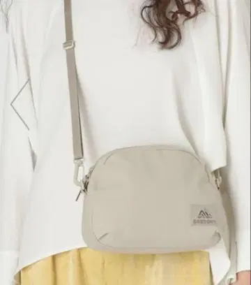 그레고리 크로스바디백 M CROSSBODY BAG M 미사용 새상품