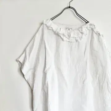 conges payes 콩제페이에 프릴 칼라 린넨 블라우스 넉넉한 핏