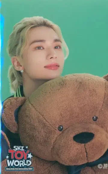 StrayKids 2024 TOY WORLD 현진 스티커 ON)E상 B