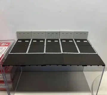 토이즈 캐빈 주차장 컬렉션