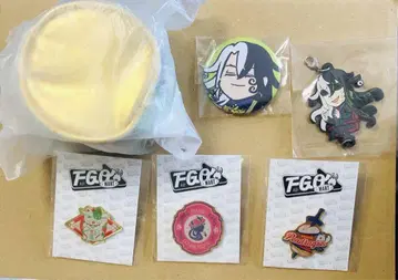 Fate FGO MART 페스티벌 도만 파우치 수수께끼마루 캔뱃지 핀즈