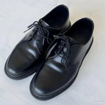 [새상품급] 닥터마틴 1461 MONO 쓰리홀 26cm UK7 블랙