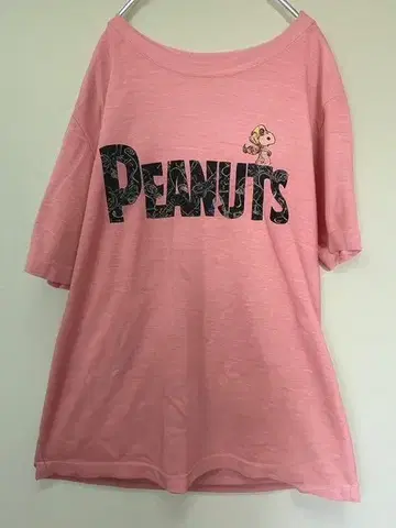 PEANUTS 피넛 스누피 티셔츠 핑크
