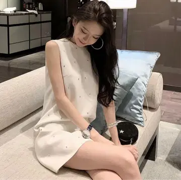 mycicly 페미닌 슬리브리스 원피스