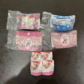 산리오 캐릭터즈 풀백풍 미니 파우치 2