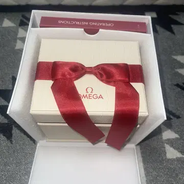 오메가 기프트 박스 화이트/레드