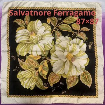 Salvatnore 페라가모 스카프 꽃무늬 여름 가격~7/31