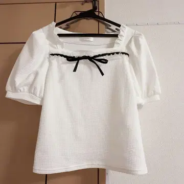 evelyn 에블린 프릴 레이스 컷 TP