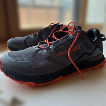 Altra 론 피크 올웨더 Low 2 29.5cm 박스 없음