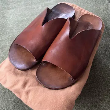 BRADOR 가죽 샌들 size42