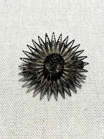 빈티지 필리그리 브로치 해바라기풍 블랙 은색 약 5cm