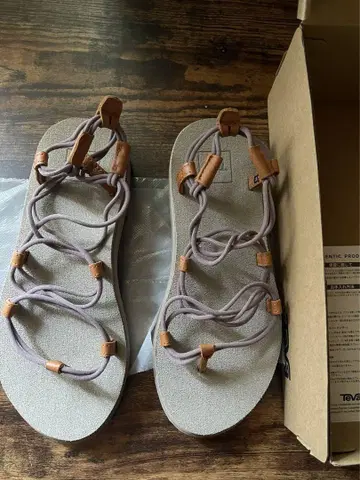Teva 스포츠 샌들