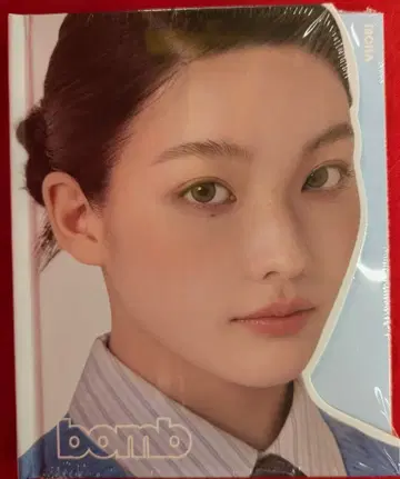 ILLIT GLLIT ver. IROHA bomb 이로하