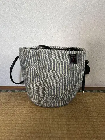 새상품급 Ruise B 사이잘 백