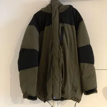 후드 부착 마운틴 후드티 올리브 그린