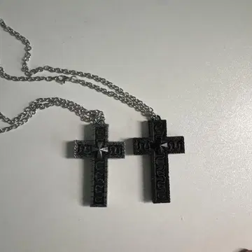 오징어 게임 십자가 목걸이 사노스