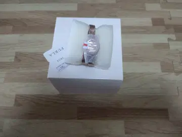 미사용 새상품 FURLA 훌라 손목시계 골드