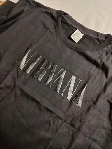NIRVANA 로고 티셔츠 블랙 XL 사이즈
