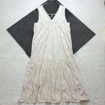 리비에타 [ M ] 베이지 티어드 원피스 쉬폰 주름 가공 봄/여름