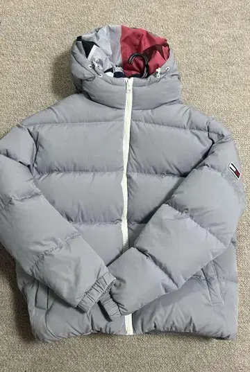 TOMMY JEANS 후드 부착 다운 자켓 S 사이즈 그레이