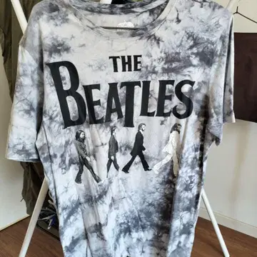 THE BEATLES 타이다이 티셔츠