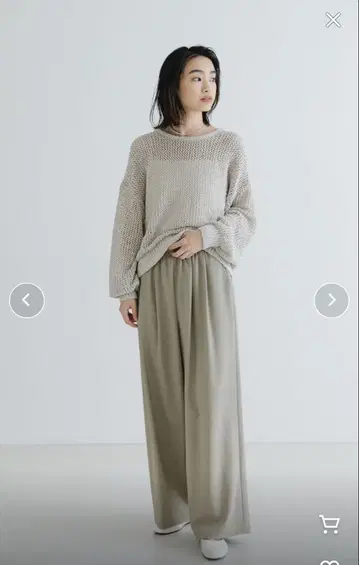 미사용 새상품 어반 리서치 도어스 턱 개더 스트레이트 팬츠 베이지 36