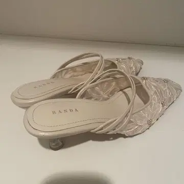 RANDA 자수 비즈 장식 뮬 S 사이즈
