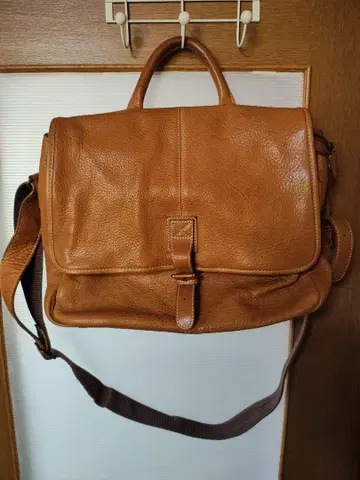 LL.Bean 브라운 가죽 메신저 백