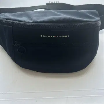 특가 TOMMY HILFIGER 네이비 바디백