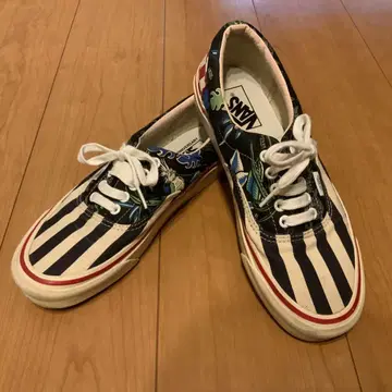 50th ANNIVERSARY VANS 스트라이프 스니커즈