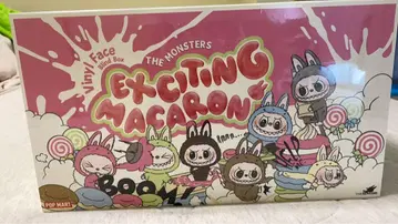 THE MONSTERS Exciting Macaron 봉제 인형 시리즈