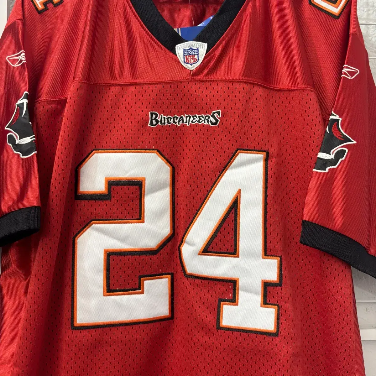 Reebok社製　NFL Tampa Bay Buccaneers ユニフォーム Reebok Tampa Bay Buccaneers Jersey #82 Winslow Mens XL Red