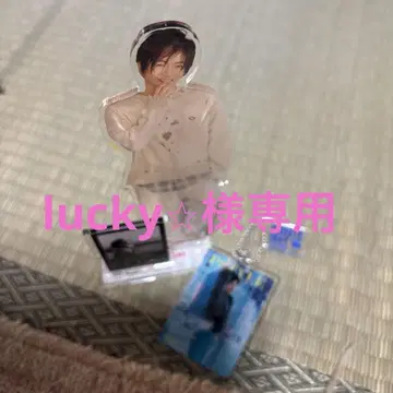 아크릴 스탠드와 생일 카드 세트