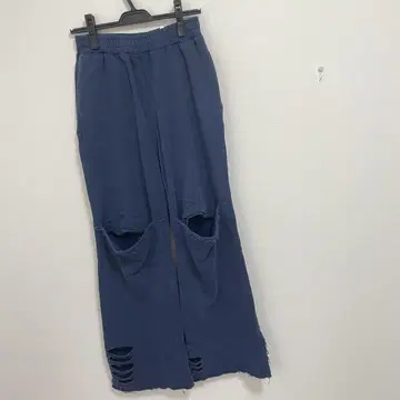 지나시스 데미지 슬릿 우라케 팬츠