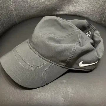 Nike NOCTA 그레이 캡
