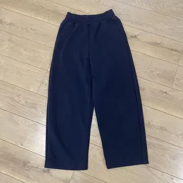 UNIQLO C 맨투맨 와이드 팬츠 네이비 xs 사이즈
