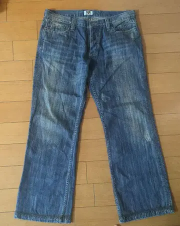 스트레이트 레그 데님 팬츠