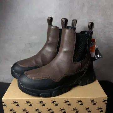 GQ3038 SHAKA : TRECK CHELSEA AT 28cm