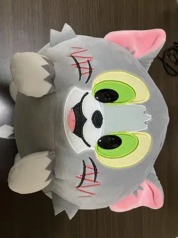톰과 제리, 톰의 봉제 인형